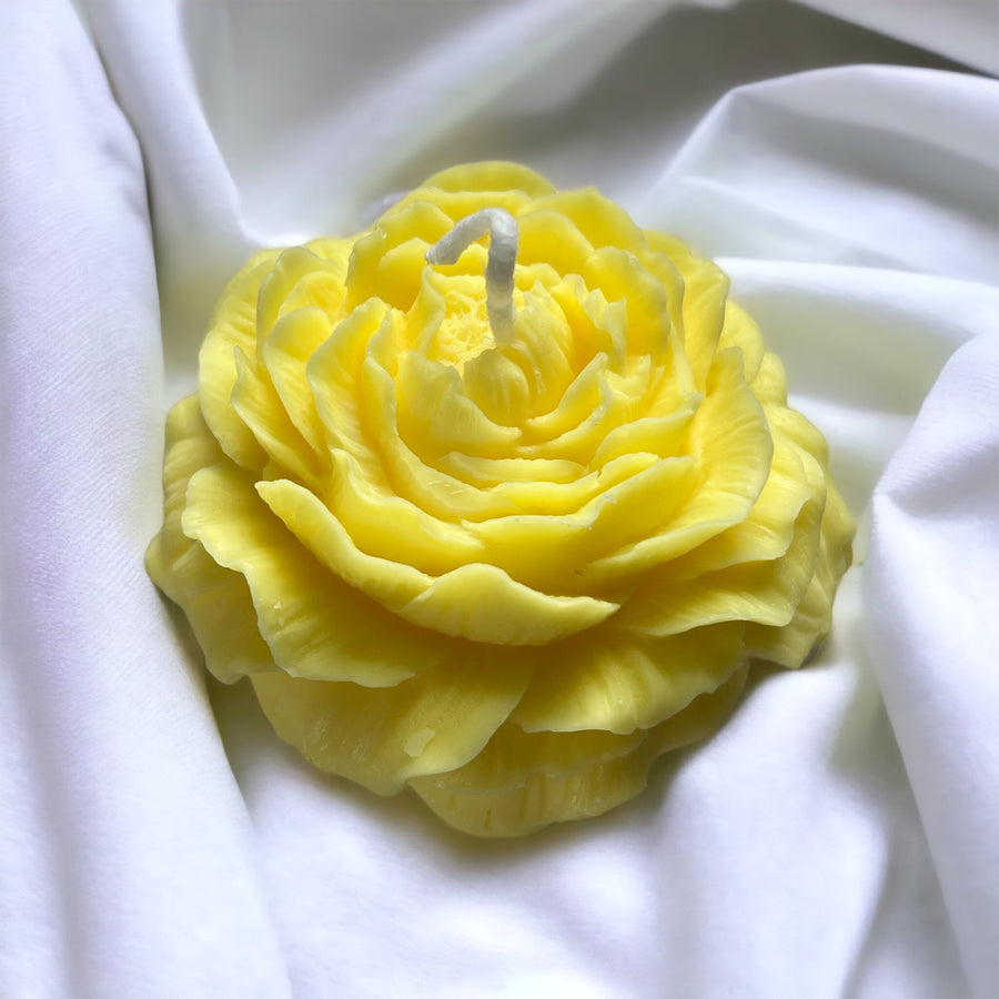 Peony Sculpture Candle